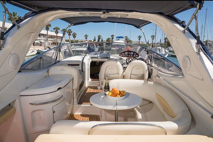 Evening Champagne Yacht Cruise to Ponta da Piedade: Drinks & Tapas at Golden Hour photo 4