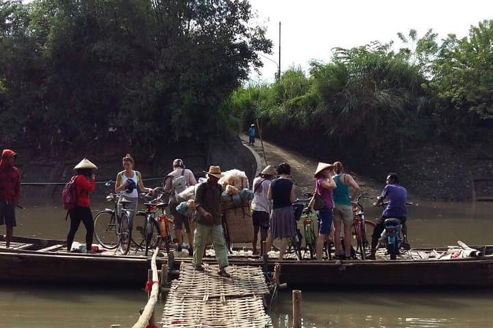 Surakarta Village Cycling: 3‑Hour Rice‑Field Ride and Cottage‑Industry Immersion