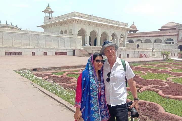 Private Taj Mahal Day Trip from Delhi — Skip-the-Line Guided Tour photo 5