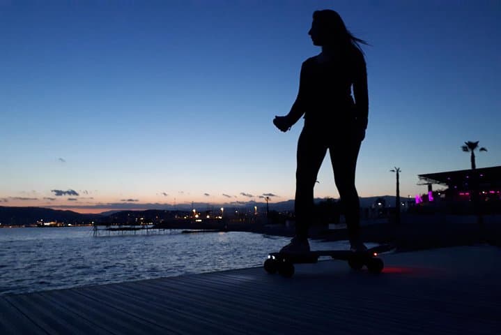 E-Skateboard Initiation and Coastal City Discovery in Cannes photo 4