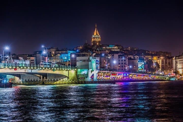 Bosphorus Dinner Cruise & Turkish Night: Evening Cruise with Live Show in Istanbul photo 3