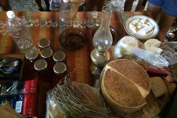 land-rover-wine-and-olives-safari-crete-from-chania photo 6
