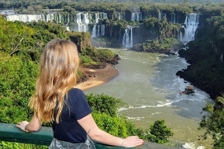 Iguassu Falls Overnight: Brazilian Side & Itaipu Dam Tour