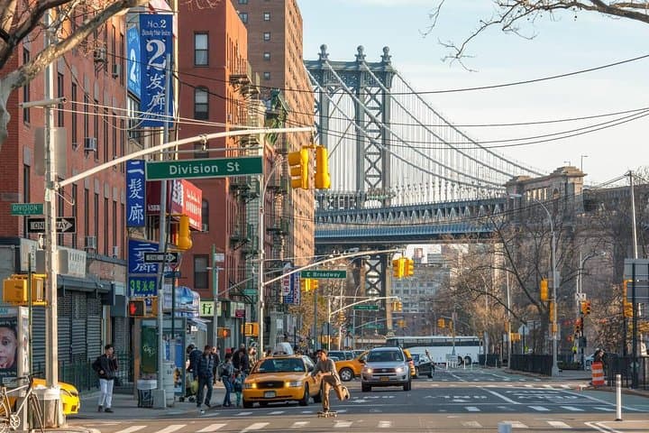 Lower East Side Bagel Tour: Walking the Historic Flavors of Manhattan photo 5