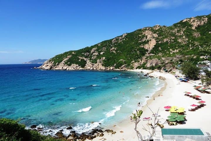 Nha Trang City Tour from Cruise Harbor: Oceanographic Institute, Po Nagar & Mud Baths photo 2