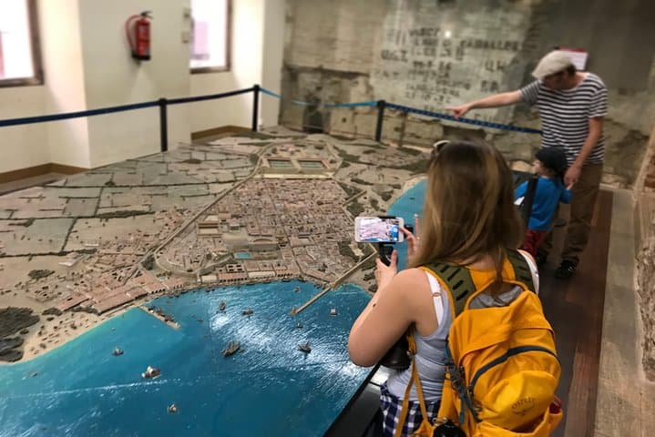 Roman Tarragona Walking Tour: Hadrian’s Tarraco & Amphitheatre photo 4