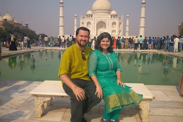 Skip-the-Line Taj Mahal & Agra Fort: Full-Day Agra Sightseeing with Lunch from Delhi photo 3