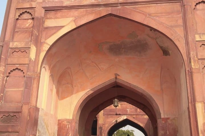 Same-Day Taj Mahal Tour from Bengaluru with Flights and Lunch photo 3