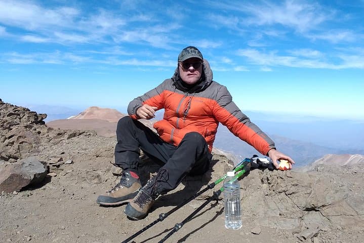 Summit Cerro Leonera: Two-Day High-Altitude Trek from Santiago photo 5