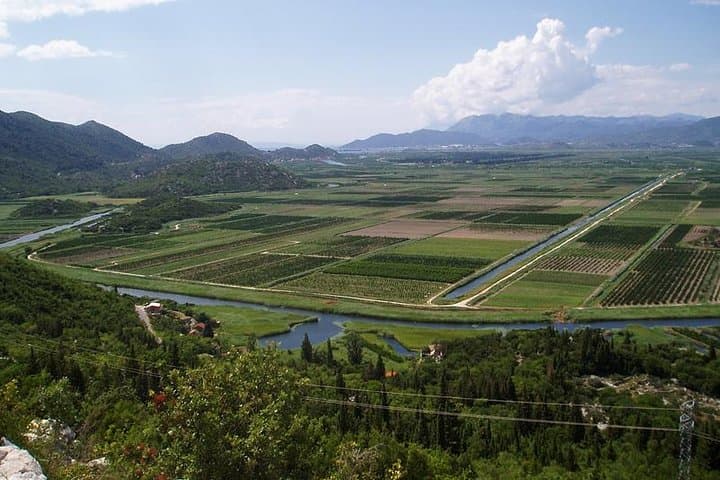 Private Dubrovnik Day Trip from Split: Ston Walls, Bacinska Lakes & Neretva Valley photo 4