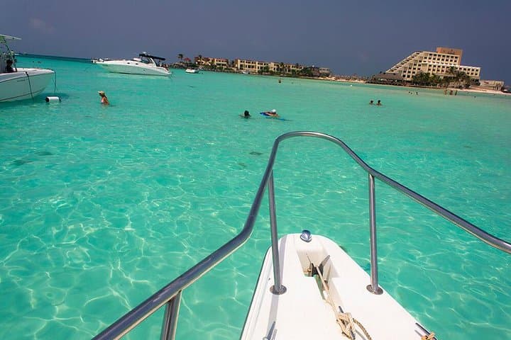 Swim with Whale Sharks from Cancún: Punta Sam to Isla Mujeres Day Trip photo 5
