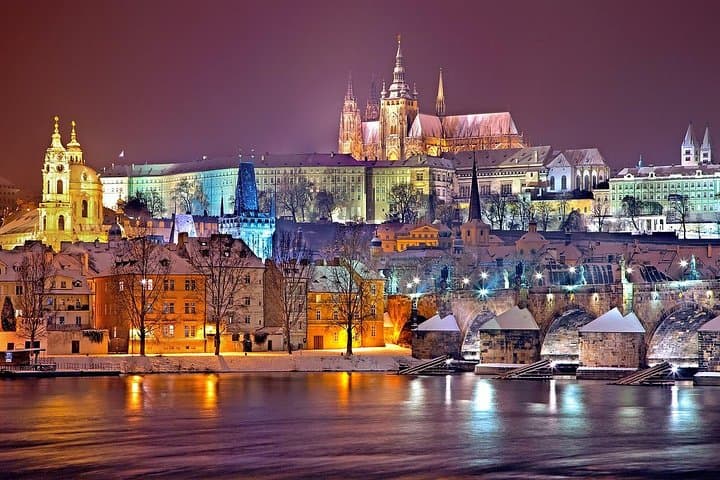 Private Transfer from Špindlerův Mlýn to Prague with 2-Hour Sightseeing Stops photo 5