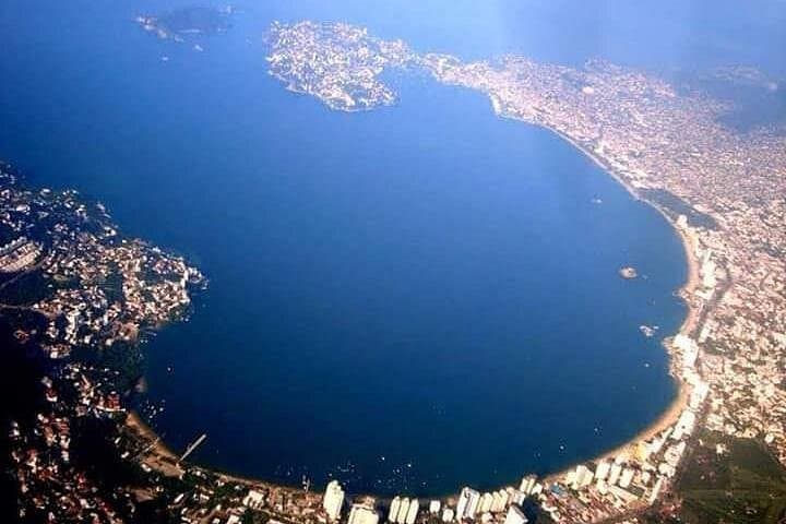 Acapulco Highlights: Chapel of Peace, Diego Rivera Mural & La Quebrada Cliff Divers Tour photo 4
