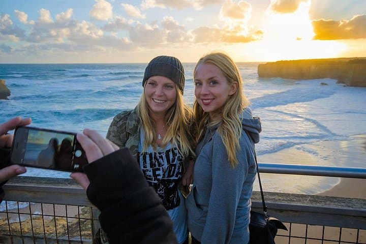 Sunset Great Ocean Road Chocolaterie Tour from Melbourne — 12 Apostles & Loch Ard Gorge photo 2