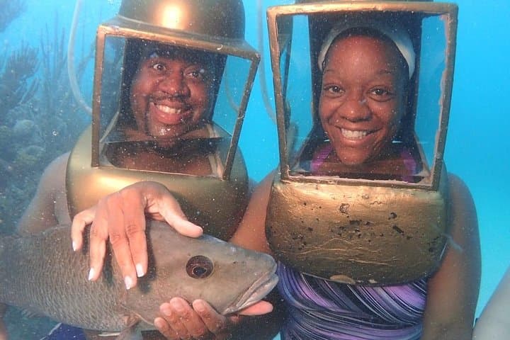 Hartley Helmet Diving: Walk Bermuda's Shallow Reefs for Up-Close Fish Encounters photo 2