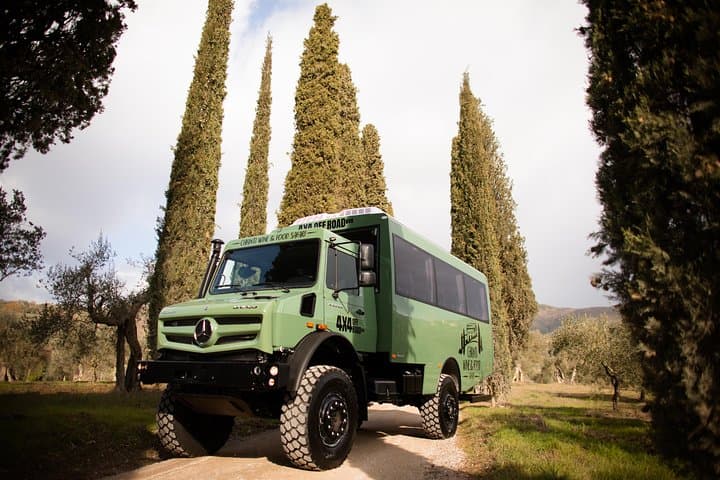 Off-Road Chianti Wine Safari from Florence: 4x4 Tuscan Wine Tours