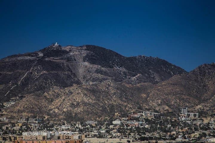 Z Mountain Hike in Cabo San Lucas: Private Guided Ascent from Puerto Paraíso photo 3