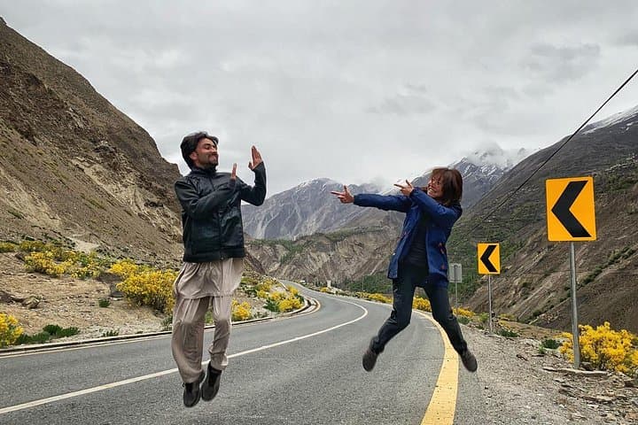 Karakoram Overland: China to Pakistan Road Journey (8–10 Days) photo 2
