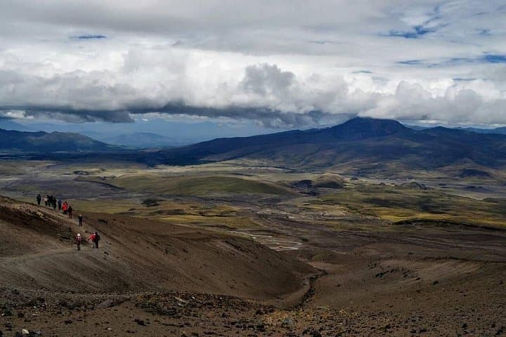 Discover Cotopaxi: All‑Inclusive Day Hike to José Rivas Refuge and Laguna Limpiopungo photo 4