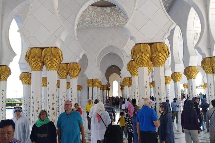 Private 10-Hour Dubai and Abu Dhabi Tour with Professional Driver photo 3