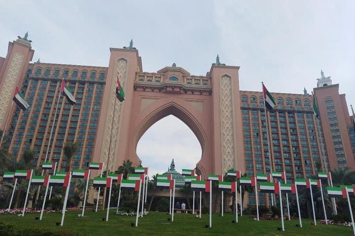 Private 10-Hour Dubai and Abu Dhabi Tour with Professional Driver photo 4