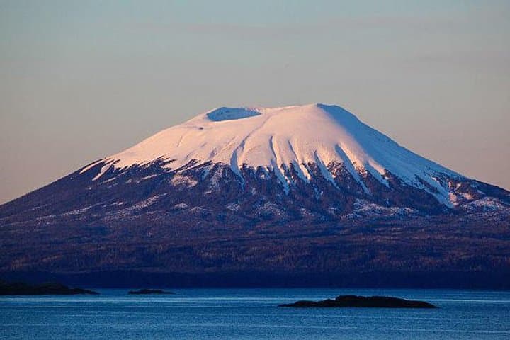 Explore Sitka's Hidden Corners with a Private Taxi Tour photo 6