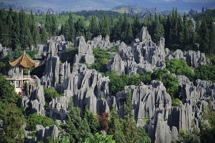 Explore Stone Forest & Jiuxiang Caves: Day Trip from Kunming photo 4