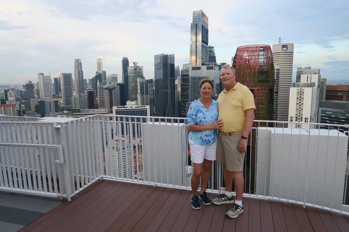 Singapore River History Walking Tour with Hawker Centre Dinner & Tea Ceremony photo 5