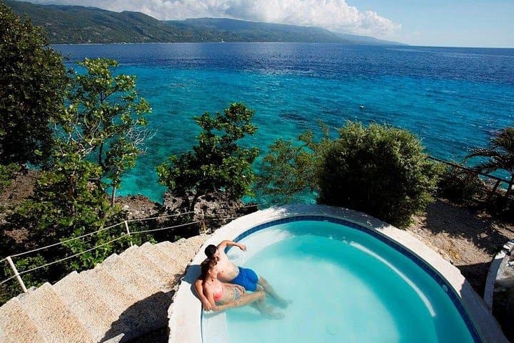 Bluewater Sumilon Day Pass: Snorkel the Sandbar and Resort Perks in Oslob photo 3