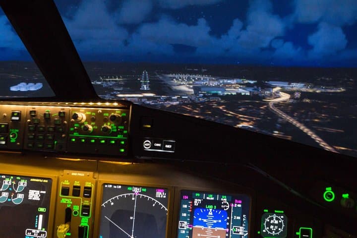 Pilot a Boeing B777 Flight Simulator in Zurich — Hands-On Line-Pilot Experience photo 3