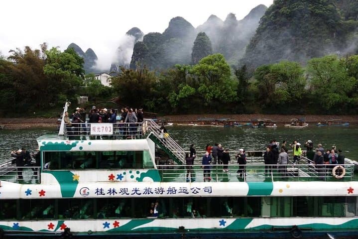 Li River Cruise from Guilin to Yangshuo: Scenic Private Day Tour photo 4