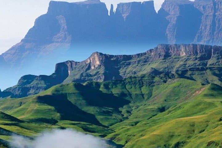 Sani Pass Day Trip from Durban: 4x4 Drakensberg Adventure to Lesotho’s Highest Pub photo 4