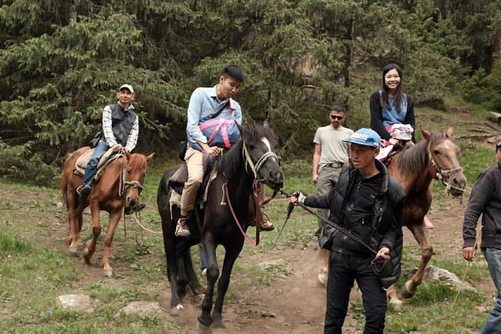 3-Day Issyk-Kul Lake Round Tour — Burana Tower, Karakol & Jety-Oguz photo 4