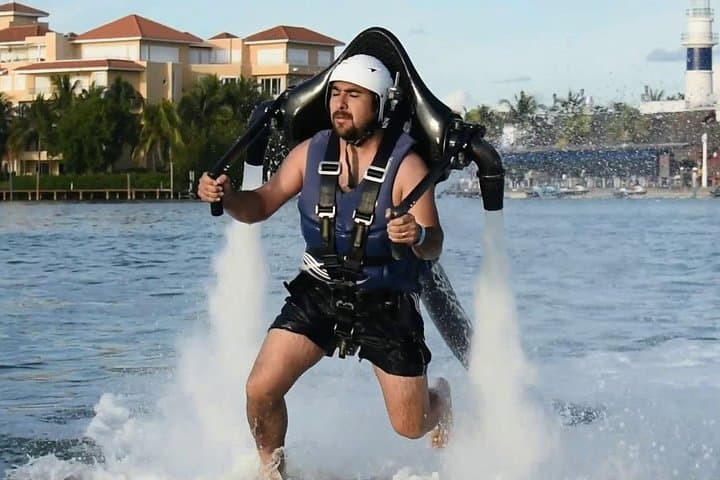 Jetpack Over Nichupté Lagoon: Fly 30 Feet Above Cancún photo 5