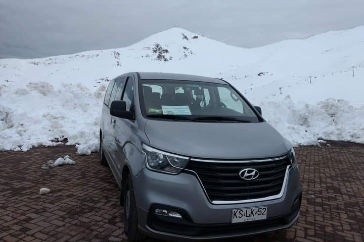 Santiago–Andes Ski Shuttle: Reliable Transfer to Valle Nevado, Farellones, El Colorado & La Parva photo 4