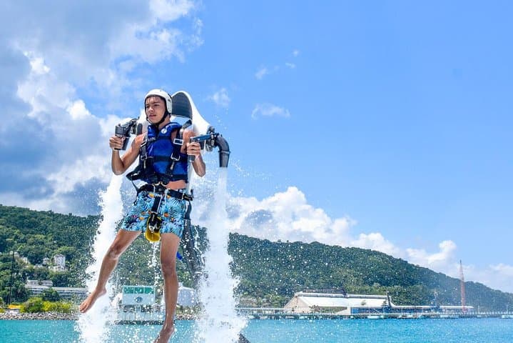 Jetpack in Cancun: Hydroflight Over Nichupté Lagoon — 30-Minute Jetpack Experience