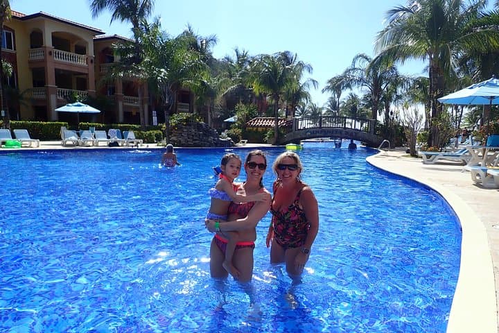 Infinity Bay West Bay Beach Day Pass — Roatan Resort Beach Break