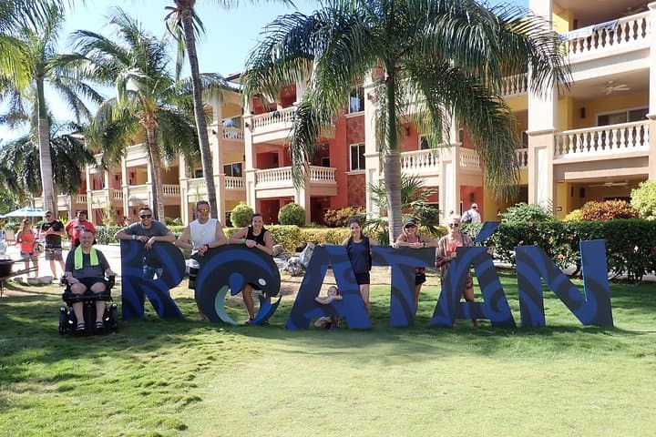 Infinity Bay West Bay Beach Day Pass — Roatan Resort Beach Break photo 3