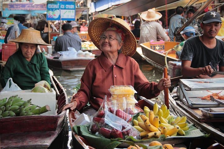 Half-Day Damnoen Saduak Floating Market Tour: Long-Tail Canals & Local Flavors