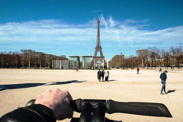 Amazing Paris Segway Tour — 2.5-Hour Guided Segway Experience in Paris photo 2