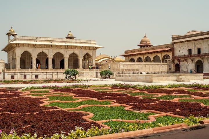 Golden Triangle 5-Day Cultural Tour with Yoga and Cooking Classes photo 3