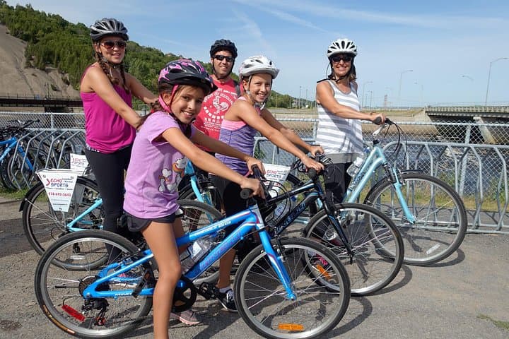 Explore Québec City by Bike: 4-Hour Rental with Autoguided Routes photo 4