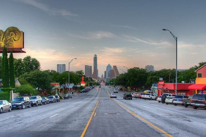 Austin Small Group Morning Walk: Downtown Coffee, History & Live Music Sights photo 4