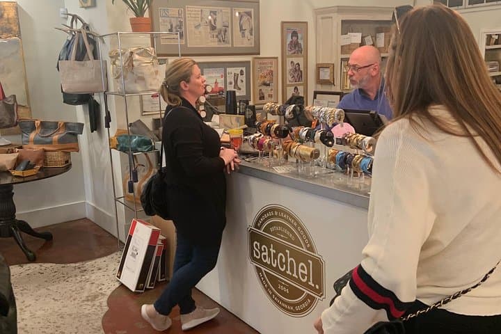 Savannah Sip and Shop: Historic District Wine & Boutique Walking Tour photo 4