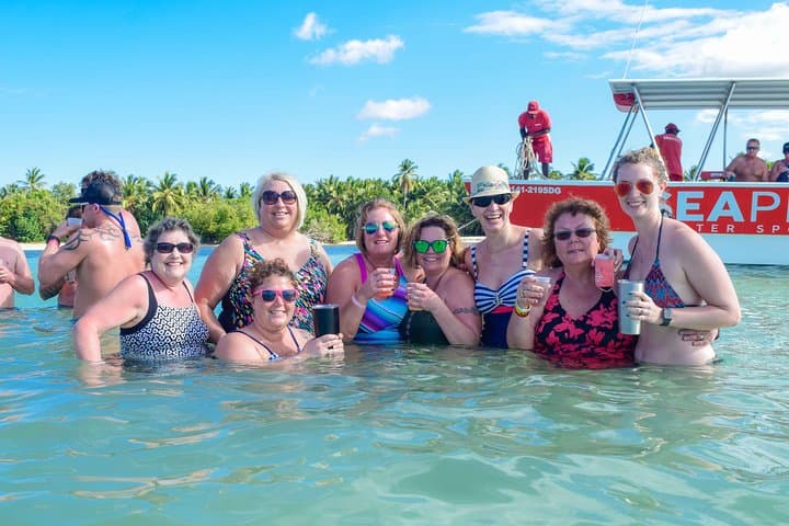 Punta Cana Party Boat: Snorkel, Natural Pool & Rum Punch Cruise photo 3