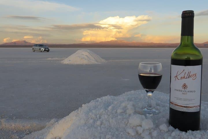 Sleepless Under the Milky Way: 3-Day Uyuni Salt Flats & Tunupa Camper Experience photo 4