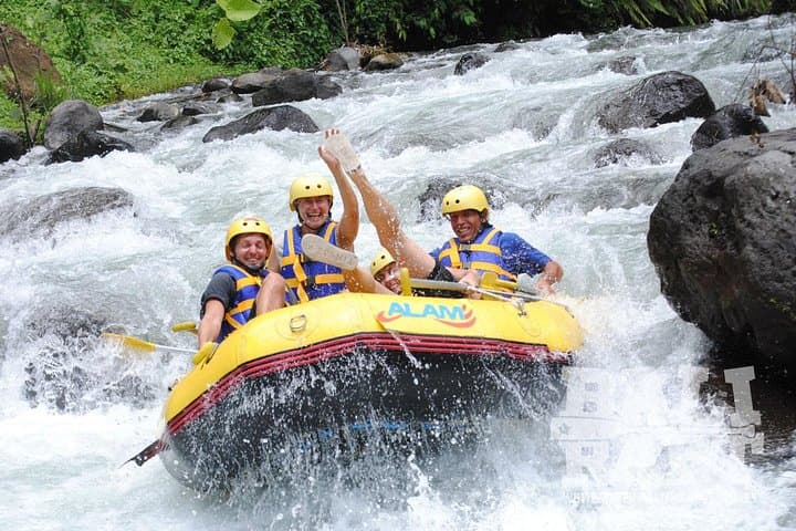 Ubud Heaven Gate, Whitewater Rafting & Jungle Swing Day Tour