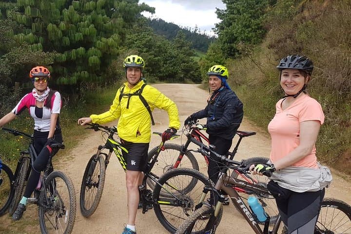 Sisga Dam Bike Tour: Scenic Cycling Loop Near Bogotá photo 2