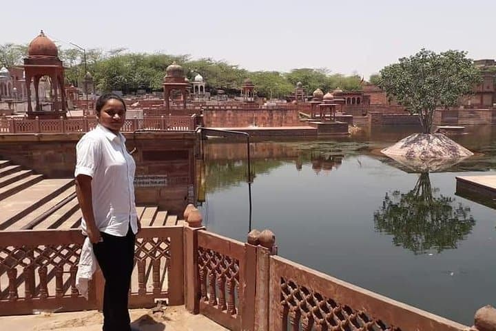 Golden Triangle with Dholpur: 5-Day Cultural Circuit and Chambal Safari photo 2