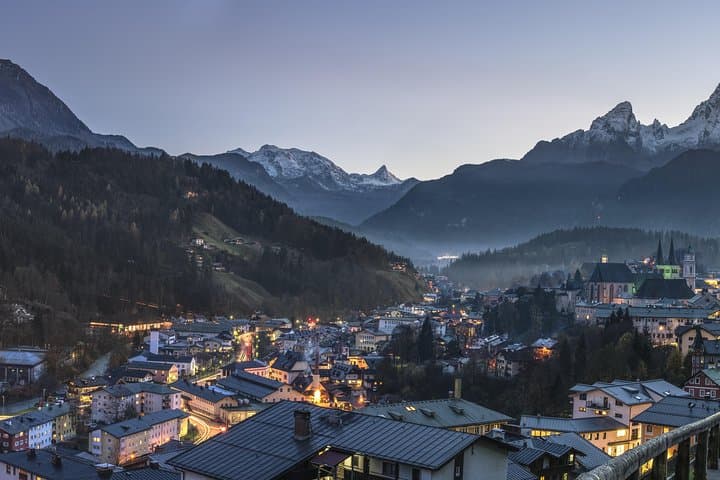 Eagle's Nest & Berchtesgaden Day Trip from Munich: Alpine Views and History photo 6